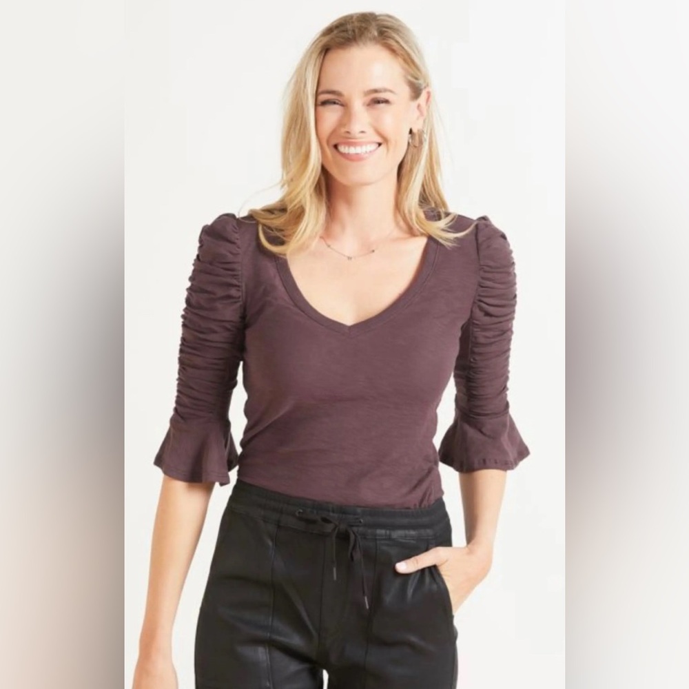 Women’s XS Nation LTD Eggplant Ruched Flounce Vneck Pima‎ Cotton Top